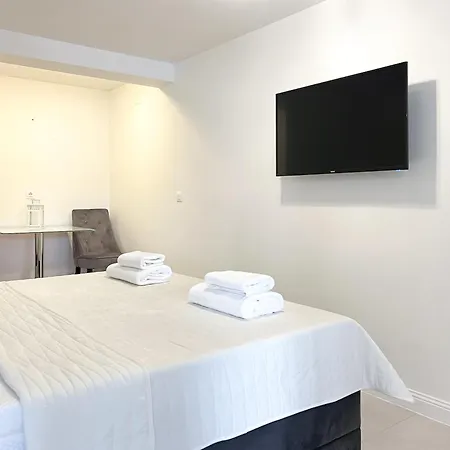 Apartments Larus Baska Voda Room photo