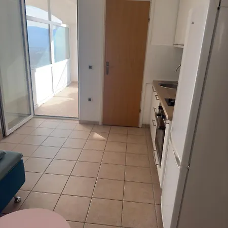 Apartments Larus Baska Voda Room photo