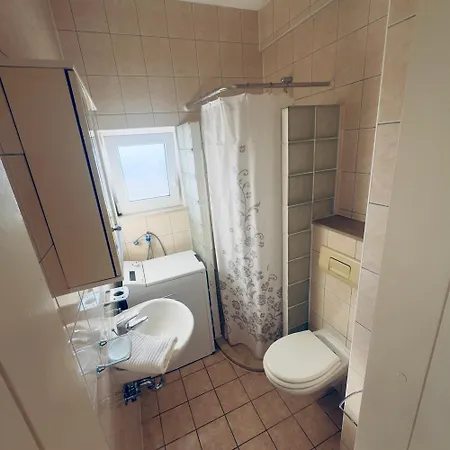 Apartments Larus Baska Voda Room photo