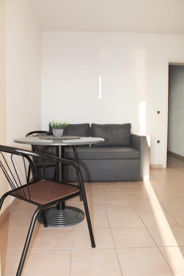 Apartment Larus Baska Voda